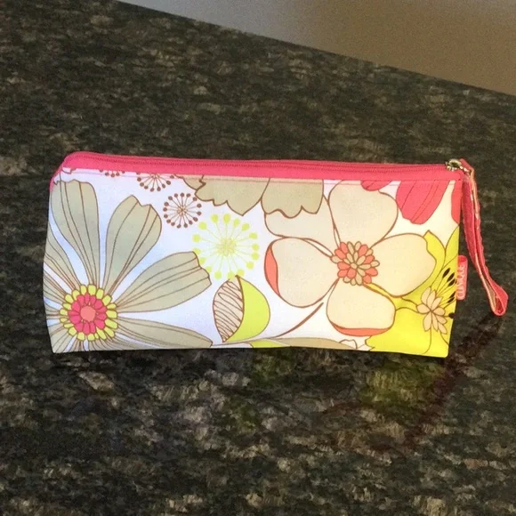 Clinique Floral Cosmetic Bags x 2 - Picture 2 of 10